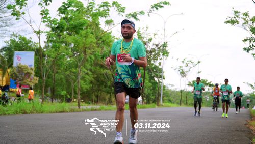 Race photo from Arutmin Borneo Run 2024