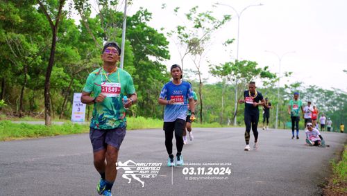 Race photo from Arutmin Borneo Run 2024