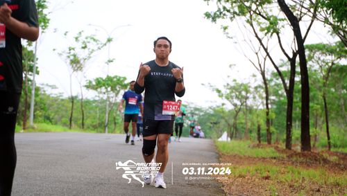 Race photo from Arutmin Borneo Run 2024
