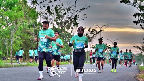 Race photo from Arutmin Borneo Run 2024