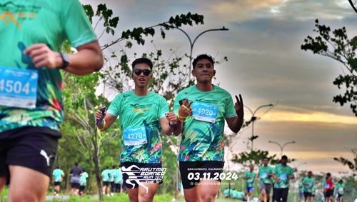 Race photo from Arutmin Borneo Run 2024