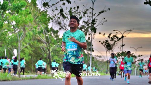 Race photo from Arutmin Borneo Run 2024