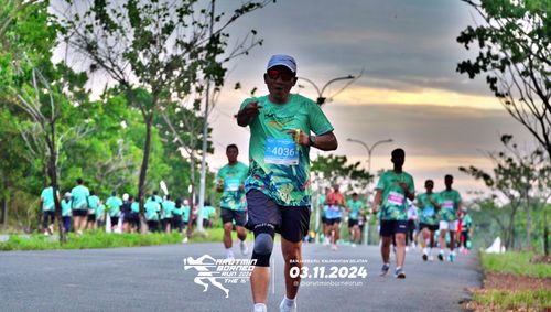 Race photo from Arutmin Borneo Run 2024