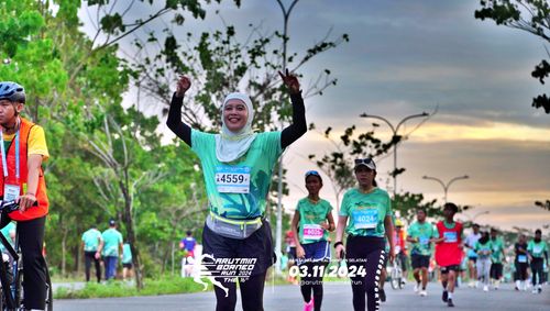 Race photo from Arutmin Borneo Run 2024