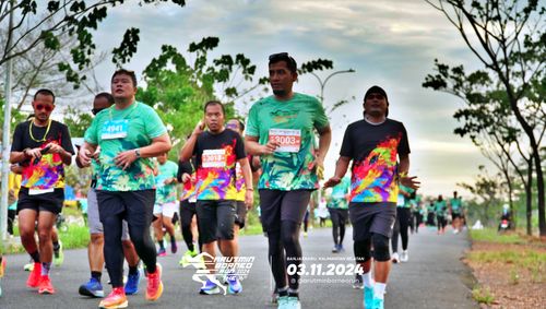 Race photo from Arutmin Borneo Run 2024