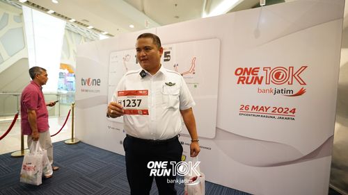 Race photo from ONE RUN 10 K