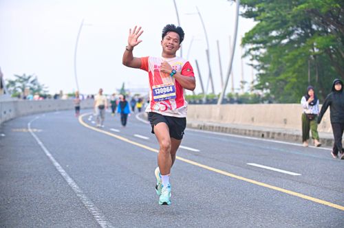 Race photo from NOTARACE 2025