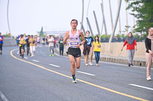 Race photo from NOTARACE 2025