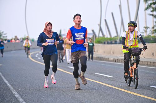 Race photo from NOTARACE 2025
