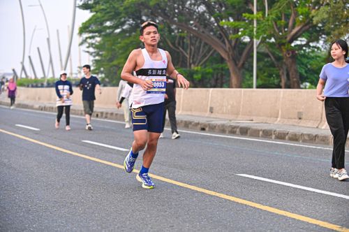 Race photo from NOTARACE 2025