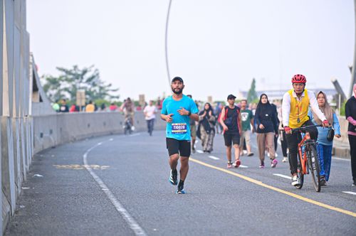 Race photo from NOTARACE 2025