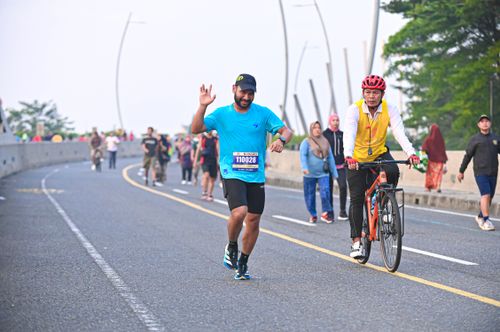 Race photo from NOTARACE 2025