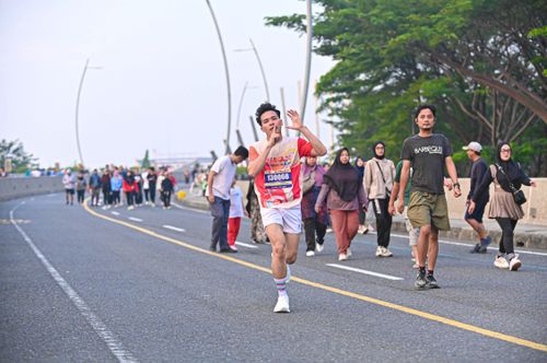 Race photo from NOTARACE 2025