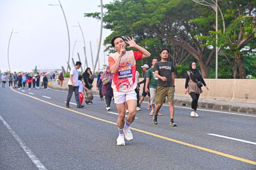 Race photo from NOTARACE 2025