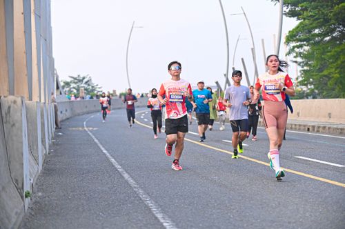 Race photo from NOTARACE 2025