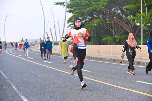 Race photo from NOTARACE 2025