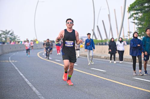 Race photo from NOTARACE 2025