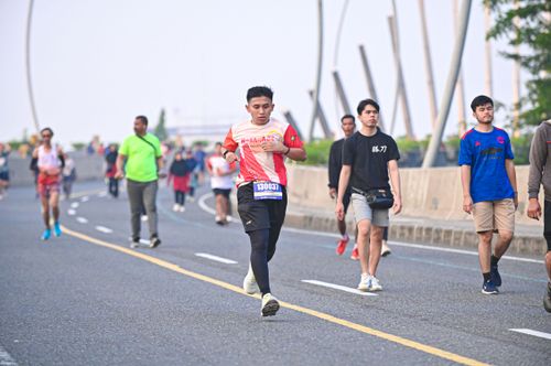 Race photo from NOTARACE 2025