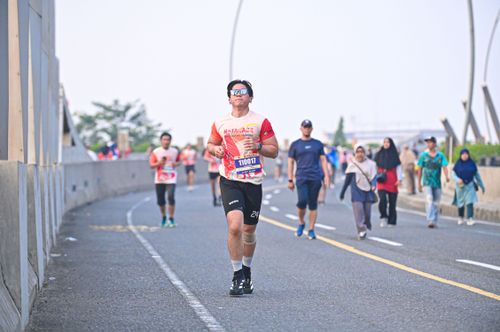 Race photo from NOTARACE 2025