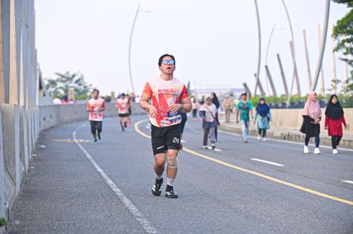 Race photo from NOTARACE 2025