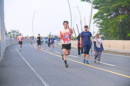 Race photo from NOTARACE 2025