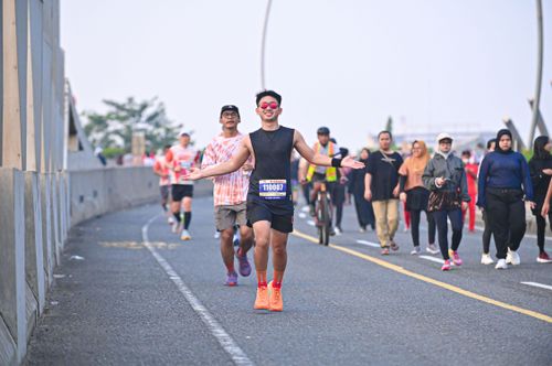Race photo from NOTARACE 2025
