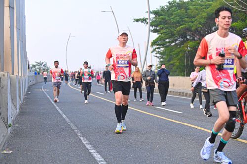 Race photo from NOTARACE 2025