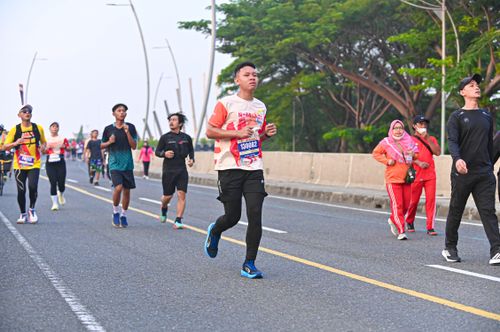 Race photo from NOTARACE 2025