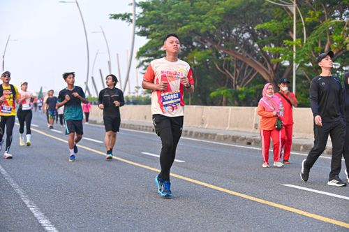 Race photo from NOTARACE 2025