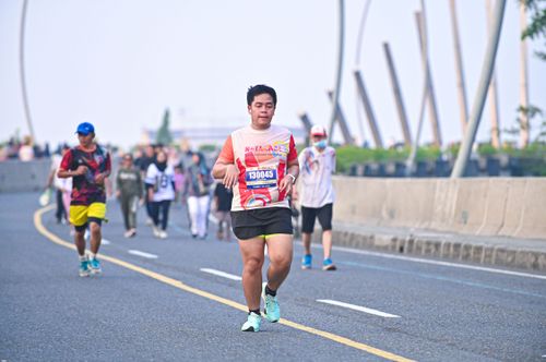 Race photo from NOTARACE 2025