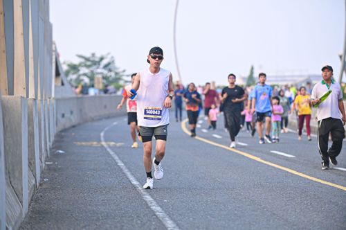 Race photo from NOTARACE 2025
