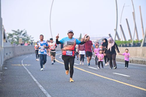 Race photo from NOTARACE 2025