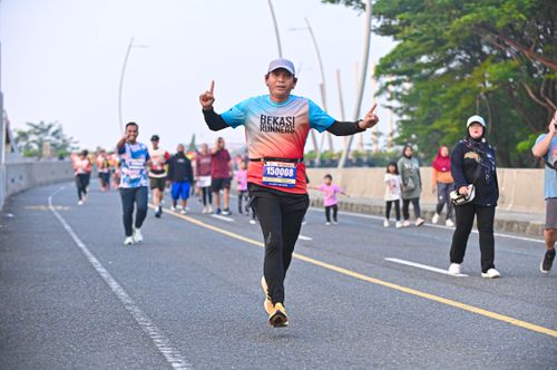 Race photo from NOTARACE 2025