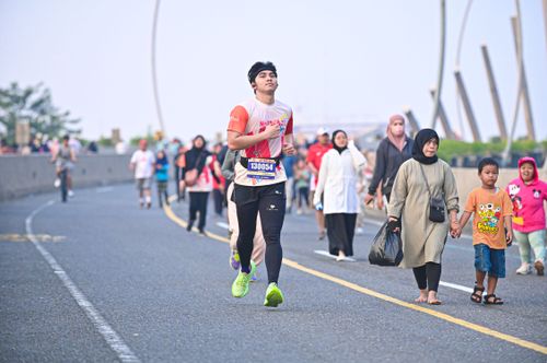 Race photo from NOTARACE 2025