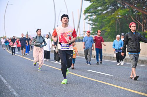 Race photo from NOTARACE 2025