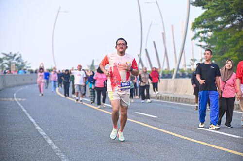 Race photo from NOTARACE 2025