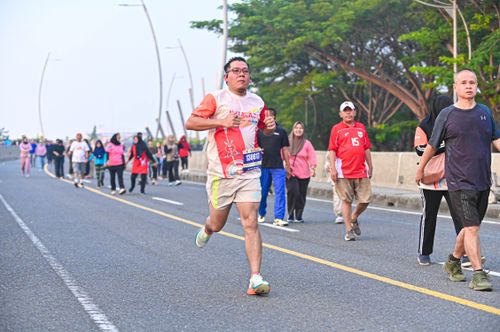 Race photo from NOTARACE 2025