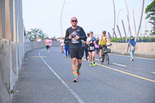 Race photo from NOTARACE 2025