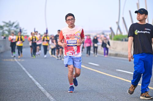 Race photo from NOTARACE 2025