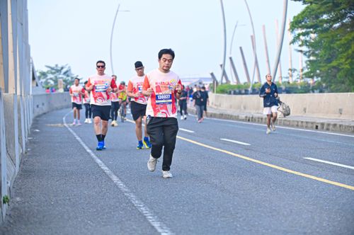 Race photo from NOTARACE 2025
