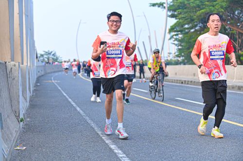 Race photo from NOTARACE 2025
