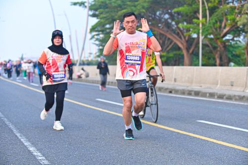Race photo from NOTARACE 2025