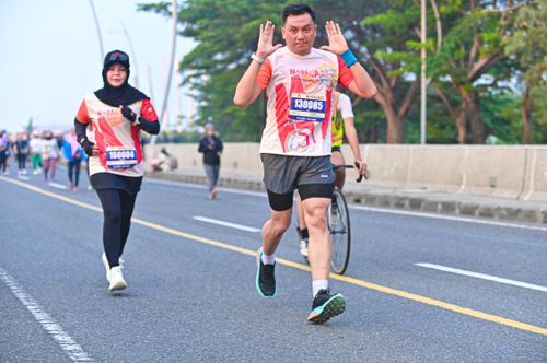 Race photo from NOTARACE 2025