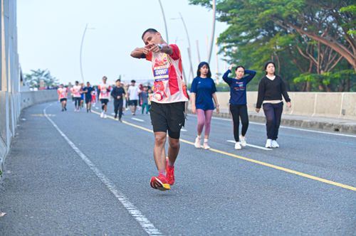 Race photo from NOTARACE 2025