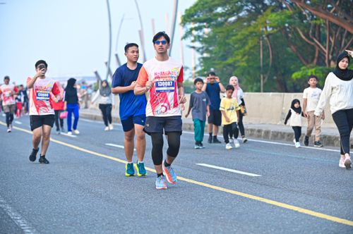 Race photo from NOTARACE 2025