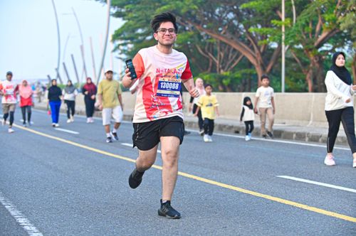 Race photo from NOTARACE 2025