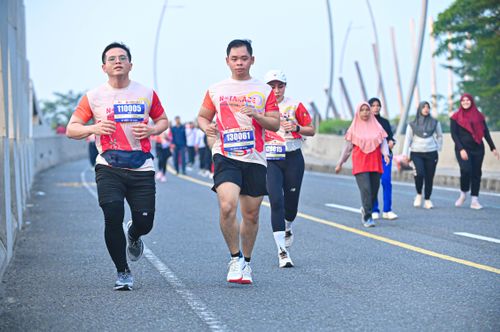 Race photo from NOTARACE 2025
