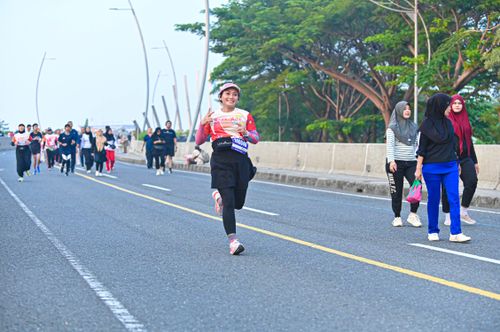 Race photo from NOTARACE 2025