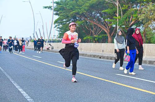 Race photo from NOTARACE 2025