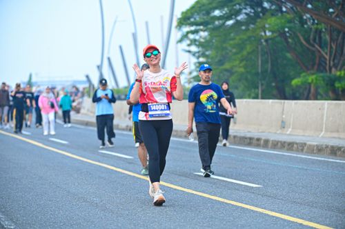 Race photo from NOTARACE 2025